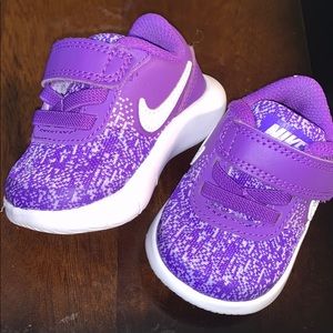 Baby Nike Flex Contact